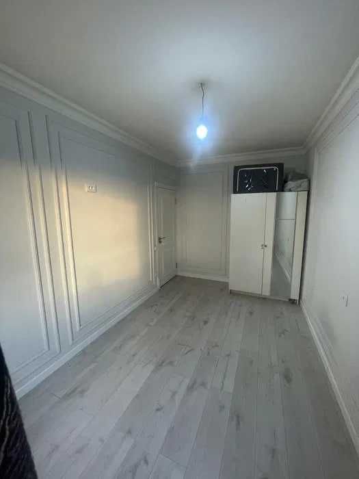 Медгородок Медгарадок 3-хона 4-этаж янги уй срочно сотилади