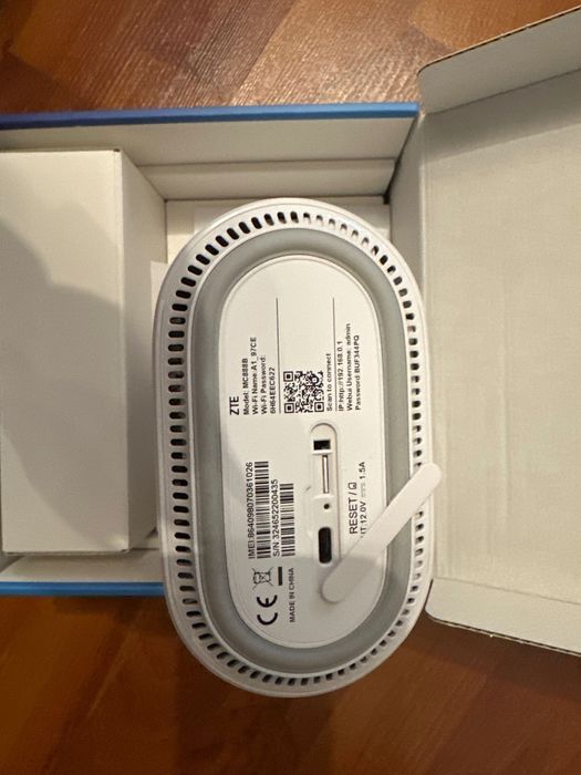 Router  cub cu cartelă 5g MC888B