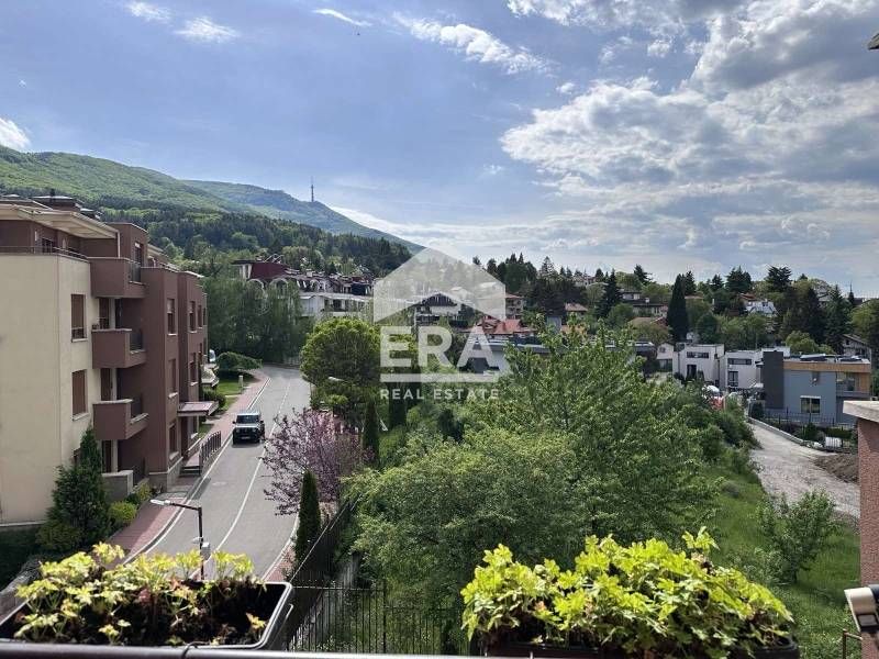 Продава се Тристаен апартамент в София, Бояна - 113 кв.м за 3717 €/кв.м - Снимка #2