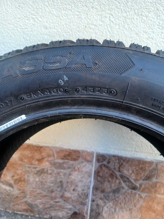 Продавам 2бр зимни гуми 205/55R16