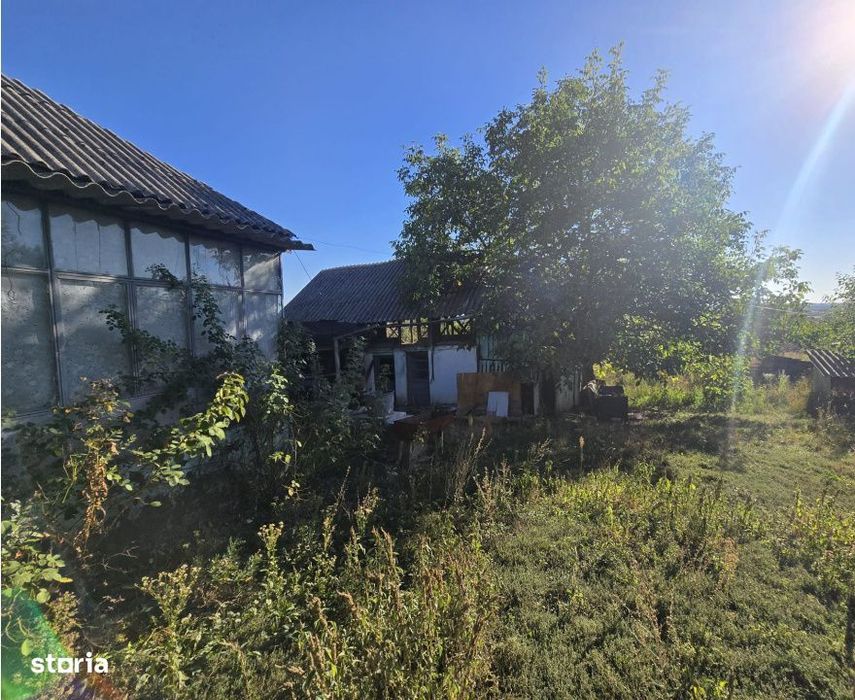 Teren intravilan, Suprafata 685 mp, Ștefanesti - Golesti