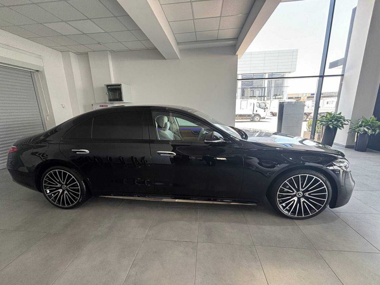 Mercedes Benz S-Class W223 выдача за 1 день