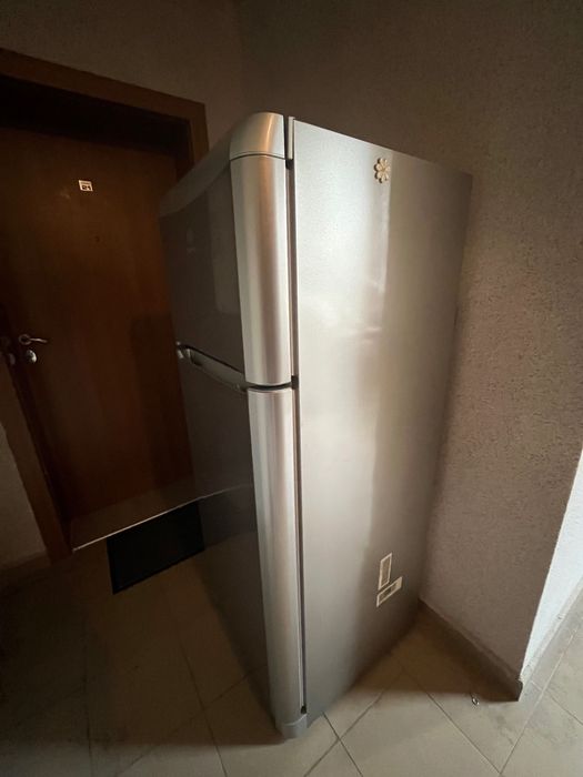 Хладилник INDESiT TAAN25