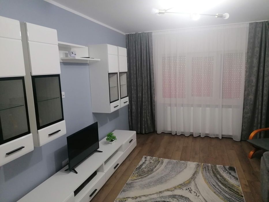 Apartament doua camere de închiriat