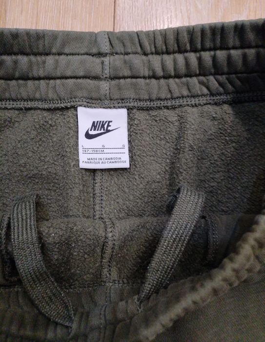 Nike fleece долнище за момента оригинален