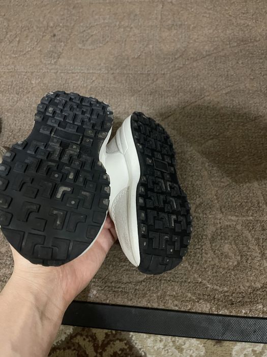 Детская кроссовка