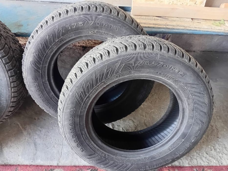 Продам 4 зимние шины