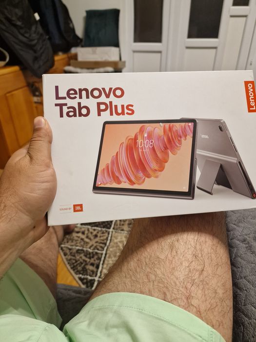 Lenovo tab plus128 giga