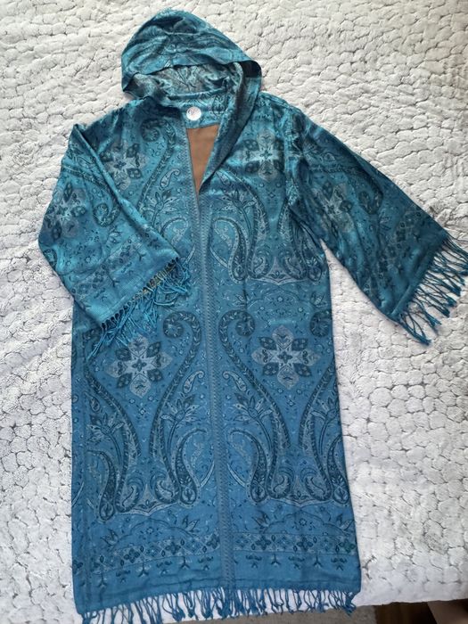 Чапан -абая с поясоми шарфом