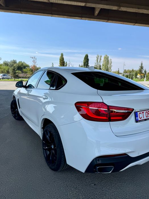 BMW x6 an 2018 4.0 313 cp