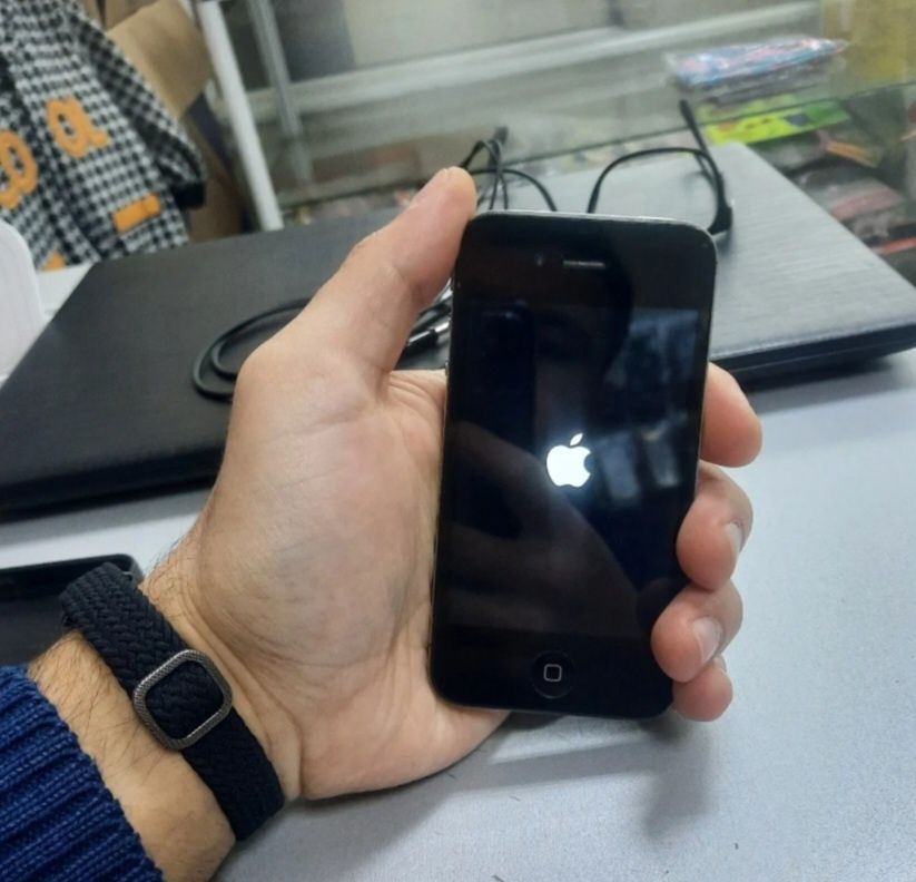 Айфон 4, состояние Пушка без ICloud