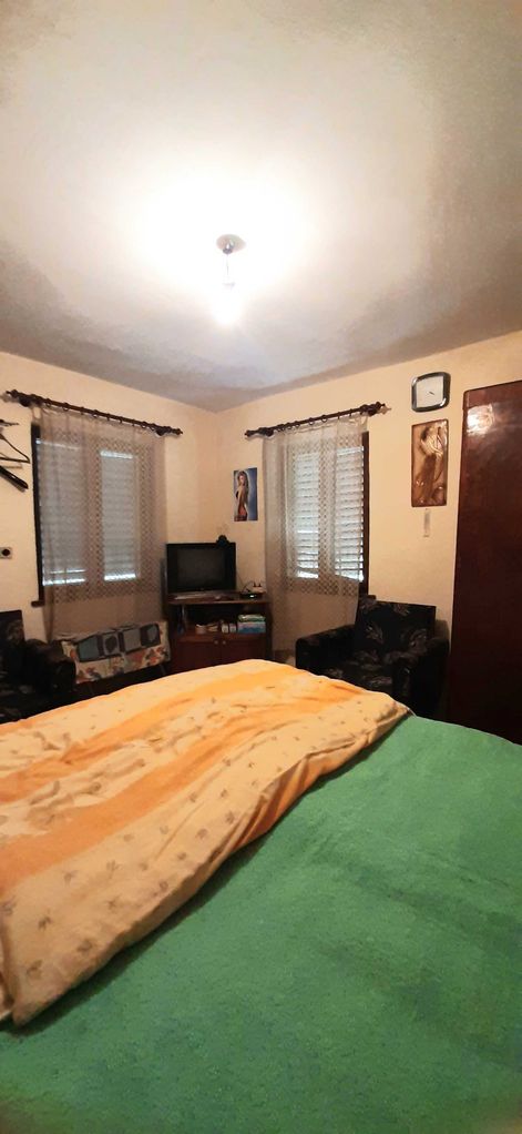 Продава се Къща в Търговище, Център - 130 кв.м за 510 €/кв.м - Снимка #10