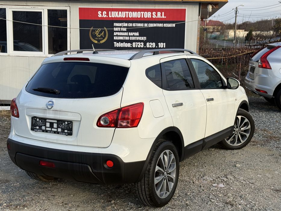 vand nissan qaschai 2009