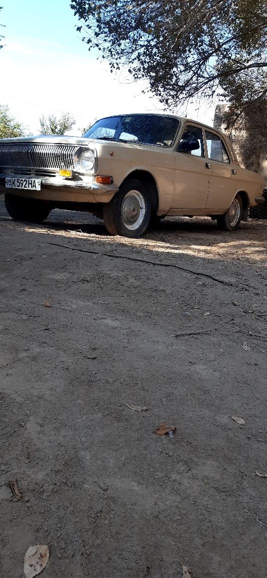 GAZ  VOLGA 2411 sotiladi