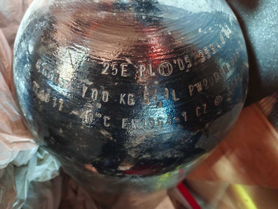 Метанови бутилка 54L