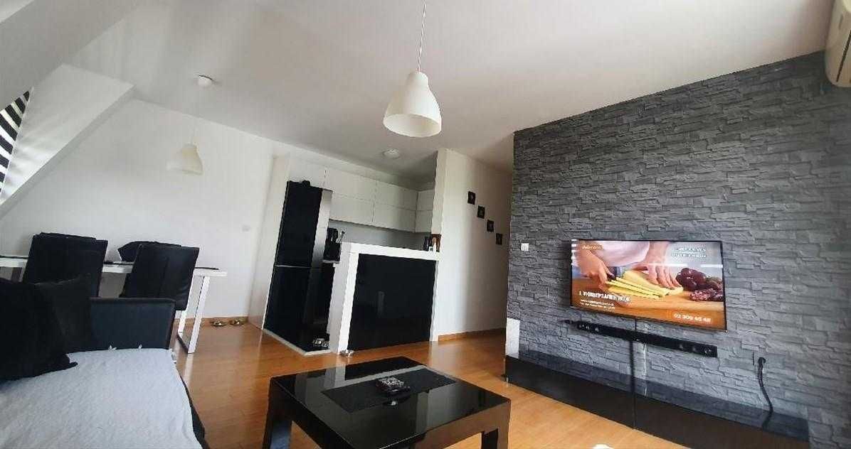 Дава се под наем Двустаен апартамент в Бургас, Лазур - 57 кв.м за 193.8 € - Снимка #3