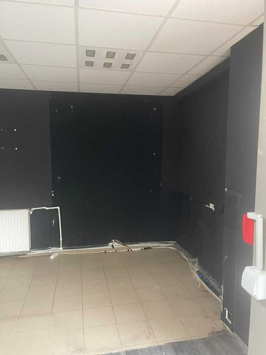 Inchiriez spatiu comercial