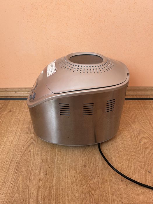 Masina de facut paine Moulinex