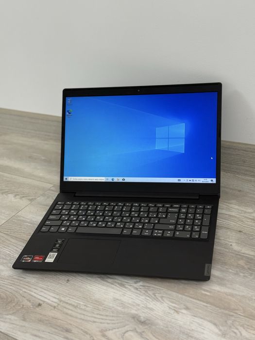 Продам игровой ноутбук Lenovo в отличном состоянии