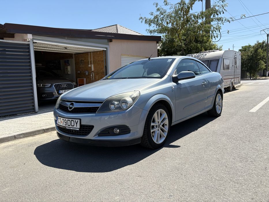 Opel astra H Twin top