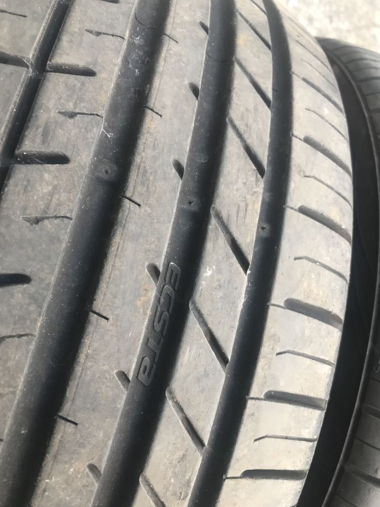 Летни гуми 2бр.205/40R17
