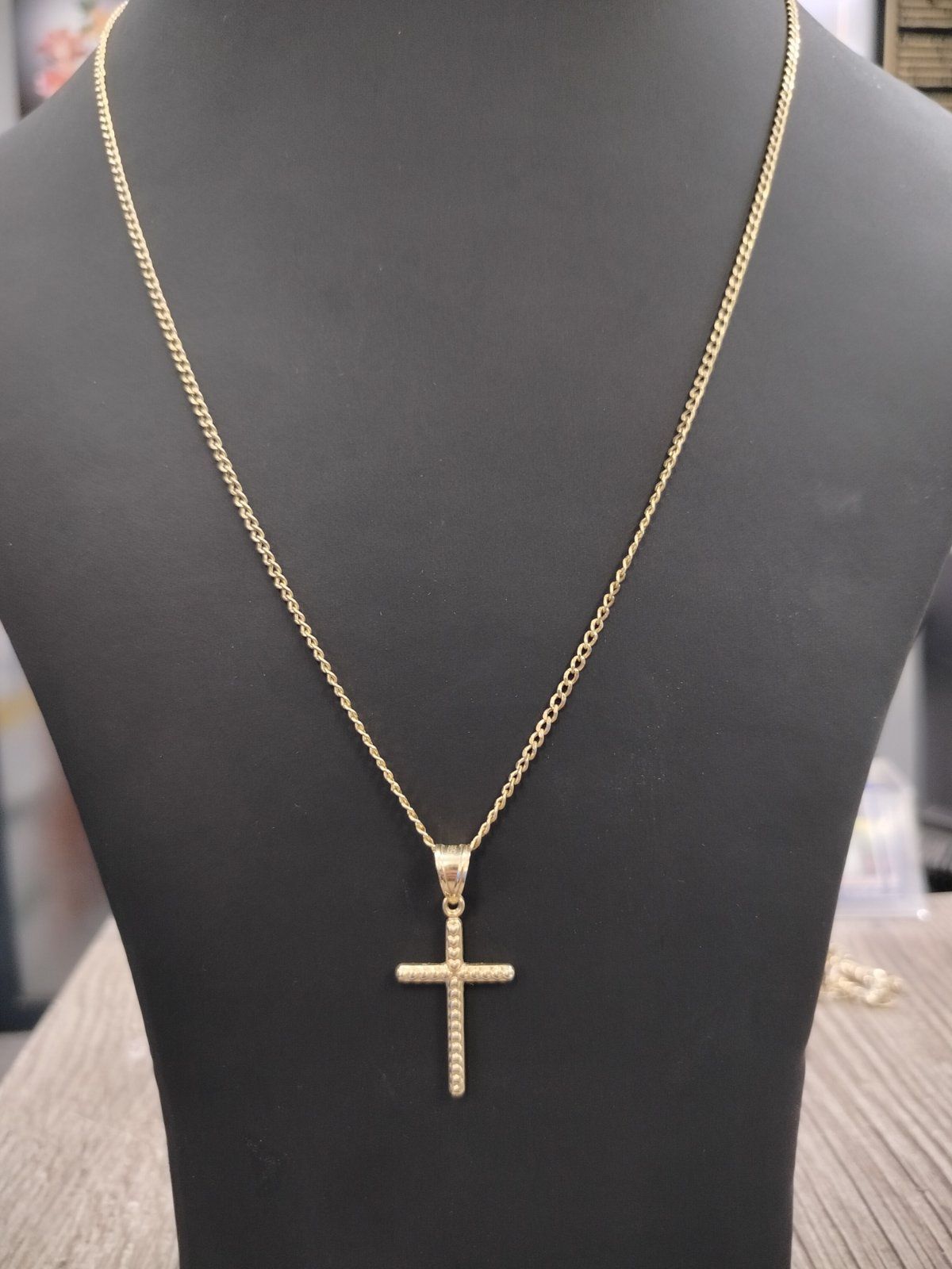 Златен синджир с кръст 3.96гр / 14К