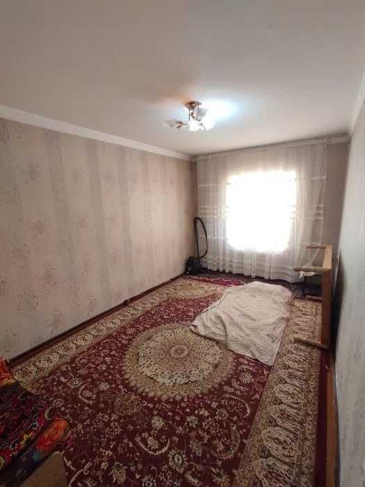 Продаётся 5-ком квартира в Сергелийском районе  у метро