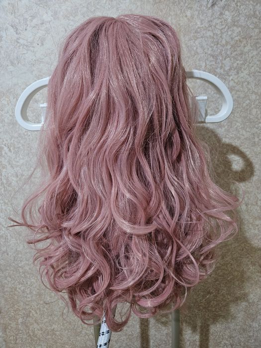 Парик розовый из синтетики