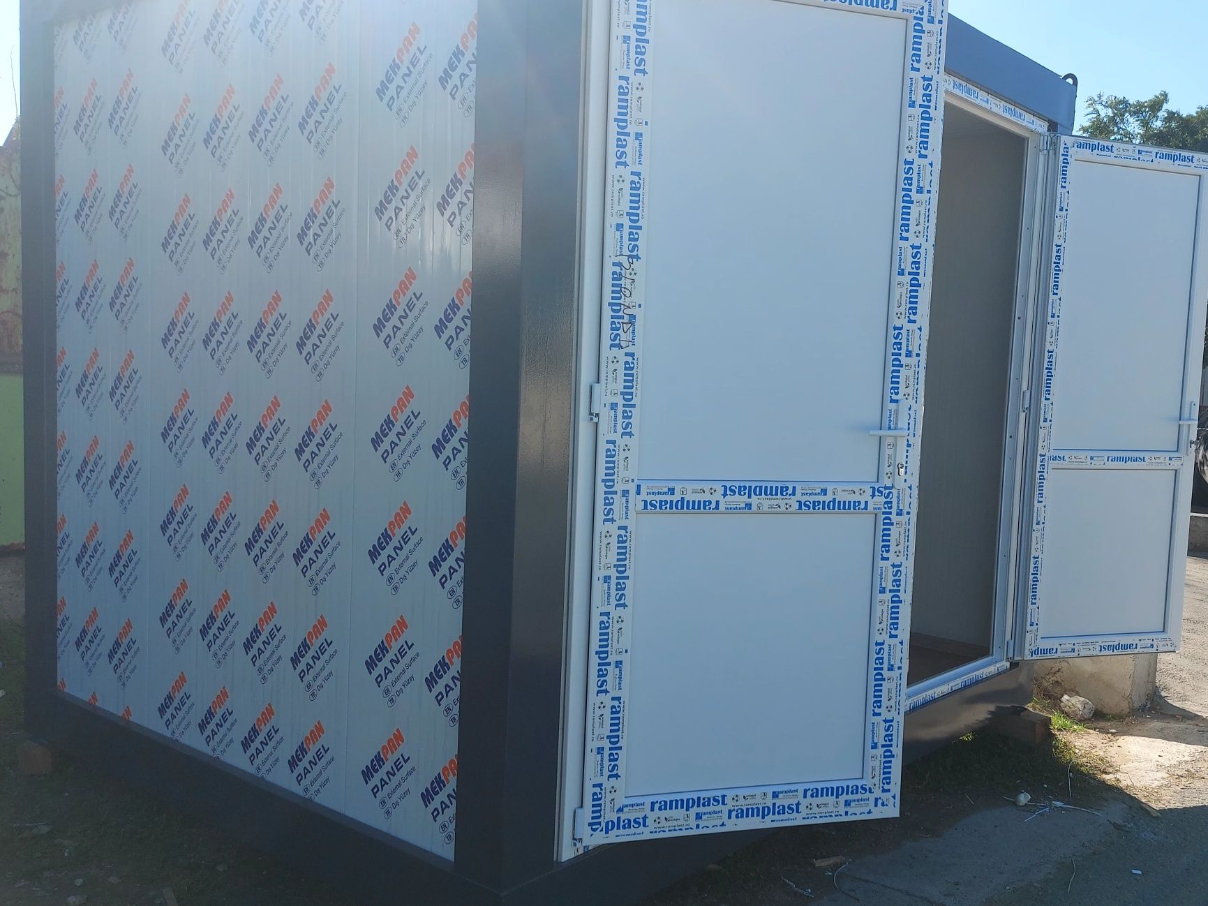 Vand container tip wc sanitar
