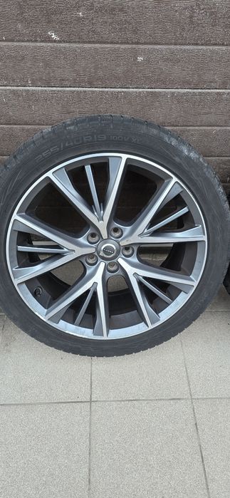 Jante & Anvelope Volvo