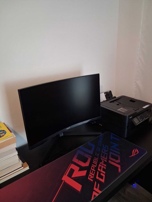 Monitor Samsung 27 inch Odyssey G5 - 2K cu refresh rate de 144Hz