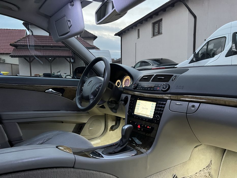 Mercedes E 220 •• 2006 •• Diesel •• Automat •• W211 •• Avantgarden ••