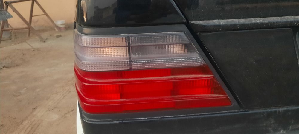 Mers stop chap taraf w124 niki