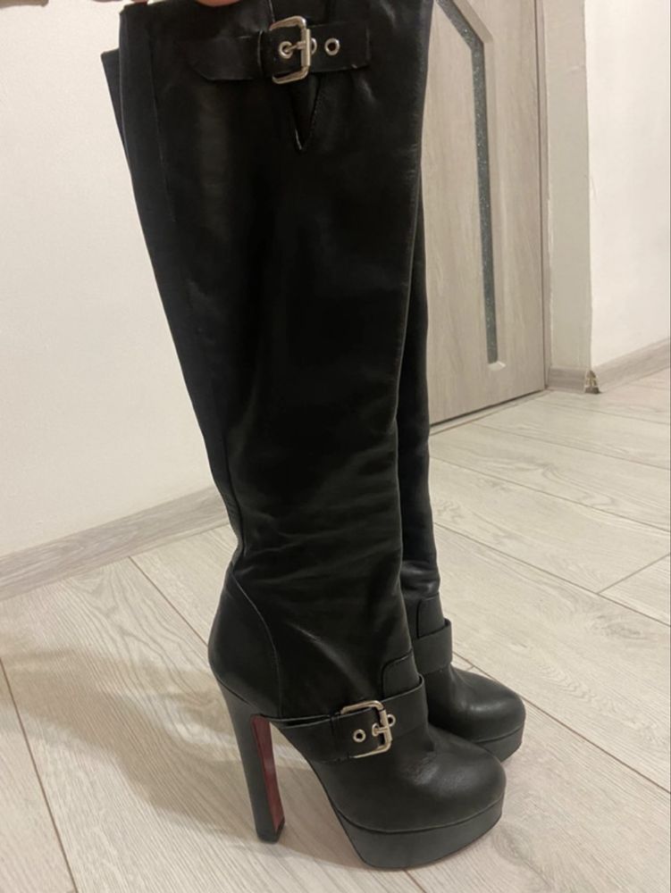 Cizme Christian Louboutin