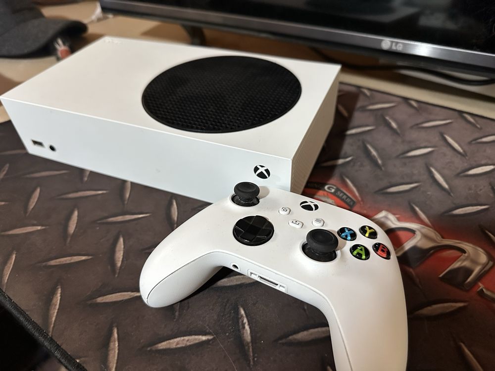 Xbox series S приставка в идеальном