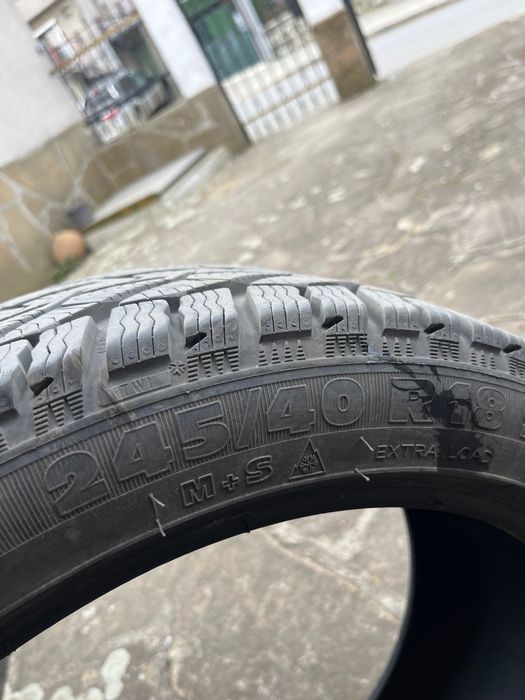 Зимни гуми 245/40/18