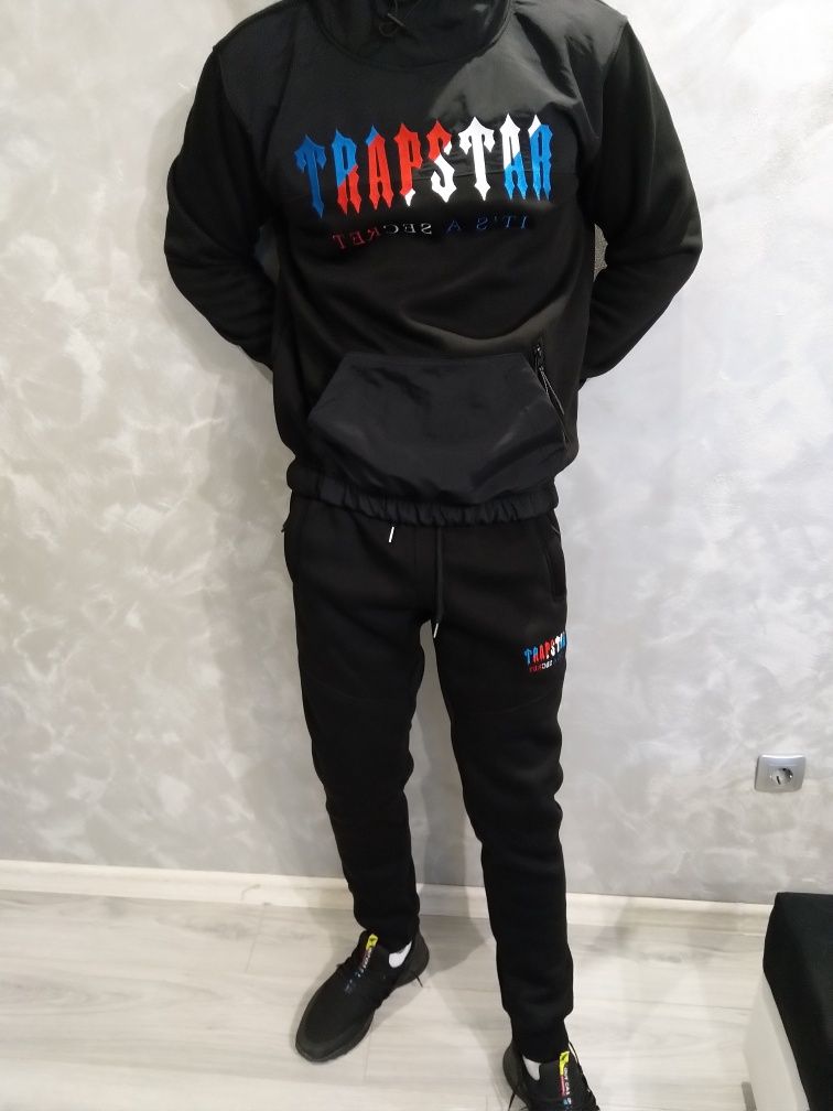 ВАТИРАН  екип Trapstar