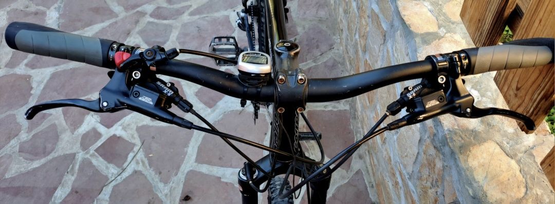 Алуминиев велосипед XC Carrera Kraken 26 L хидравлични дискови