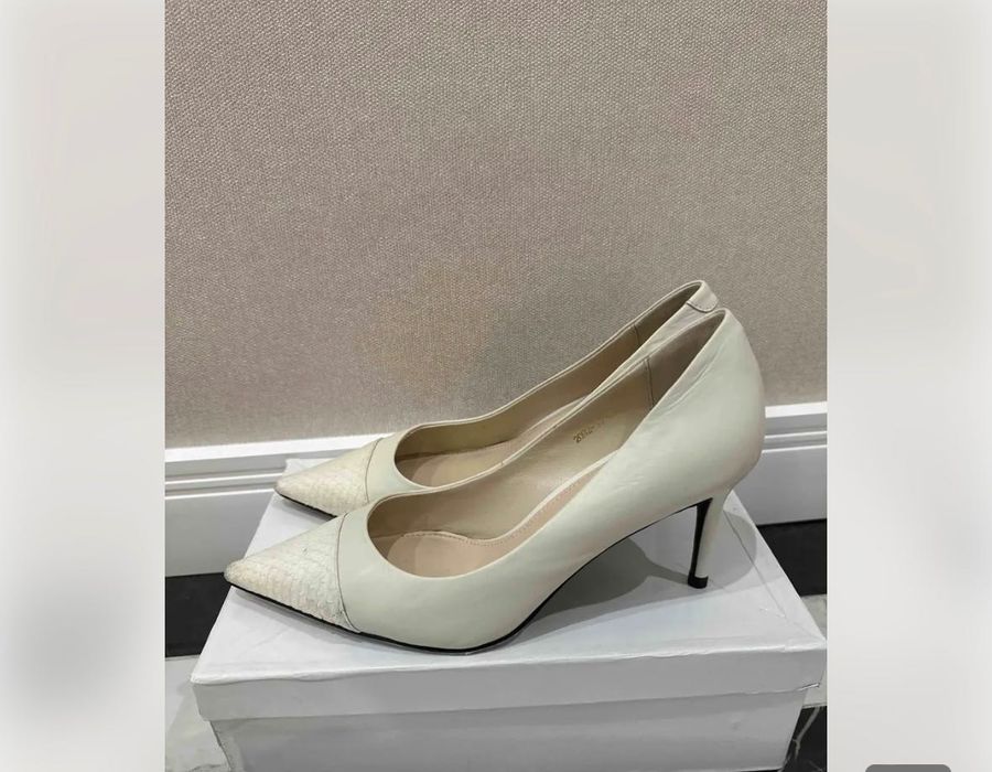 Продаю женские нежные туфли