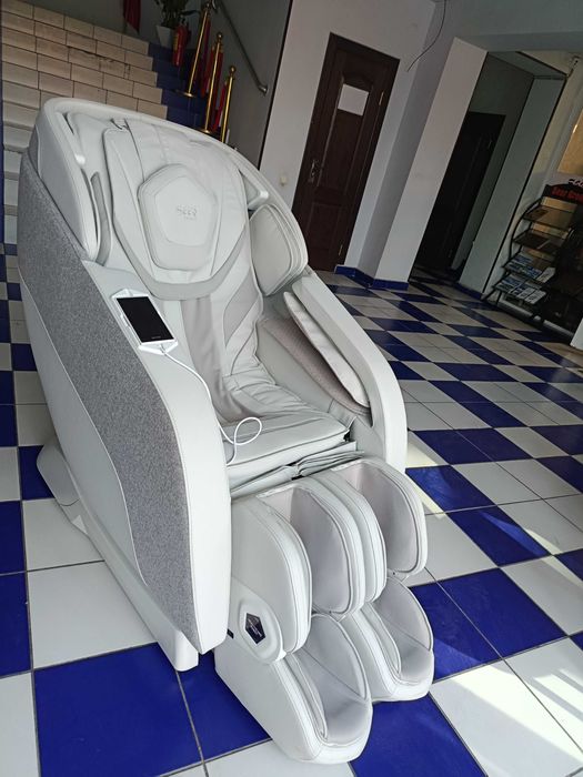 Массажный кресло LUX