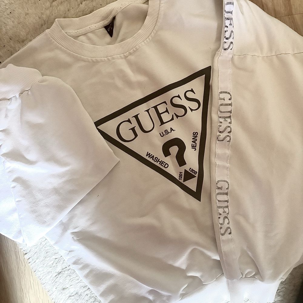 GUESS  нова блуза