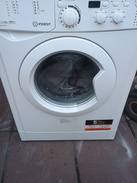 Mașină de spălat Whirlpool 8 kg/Baunekht