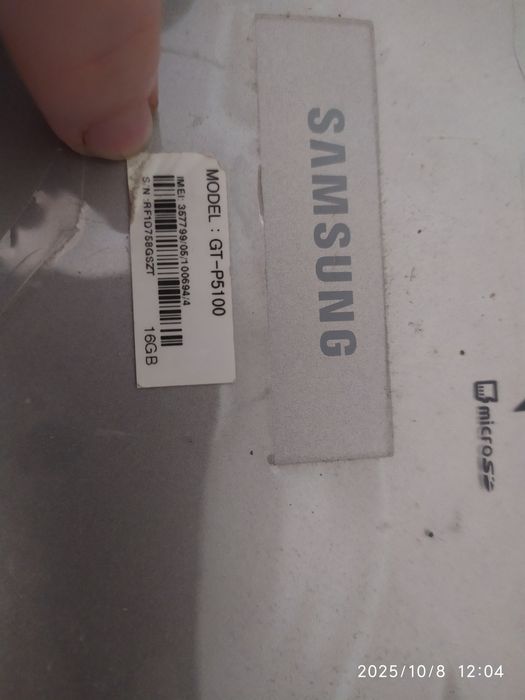 Продается планшет Самсунг хорошем состоянии. Сим карту читает.