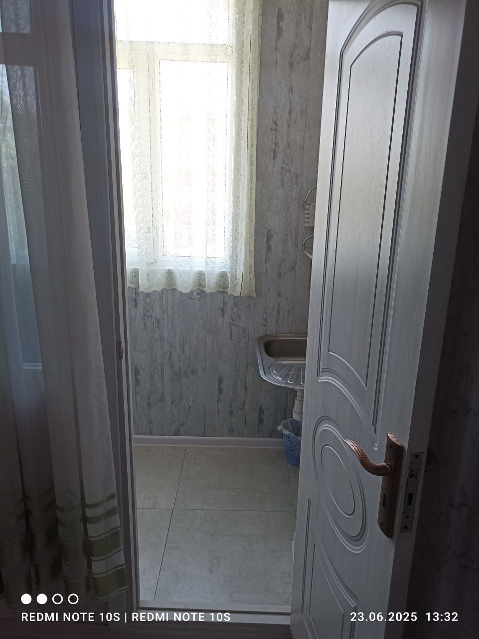 Аренда. Сдаётся 1 комнатная квартира Карасу 6.