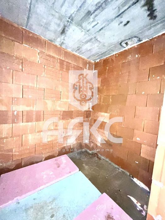 Тристаен апартамент в кв. Горна Баня