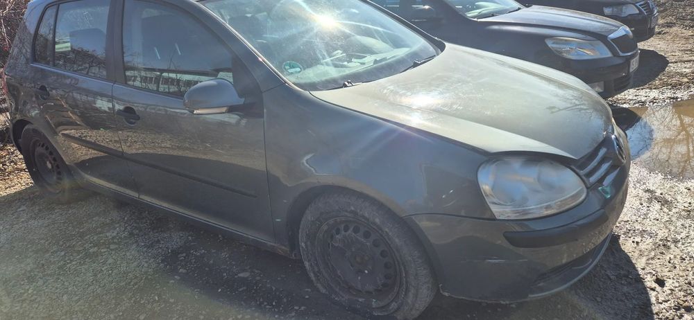 Piese auto Vw Golf 5 scurt / hatchback 1.9 TDi diesel BKC