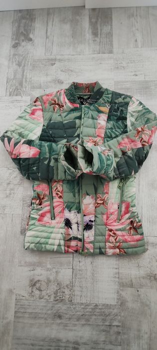 Дамско яке Guess