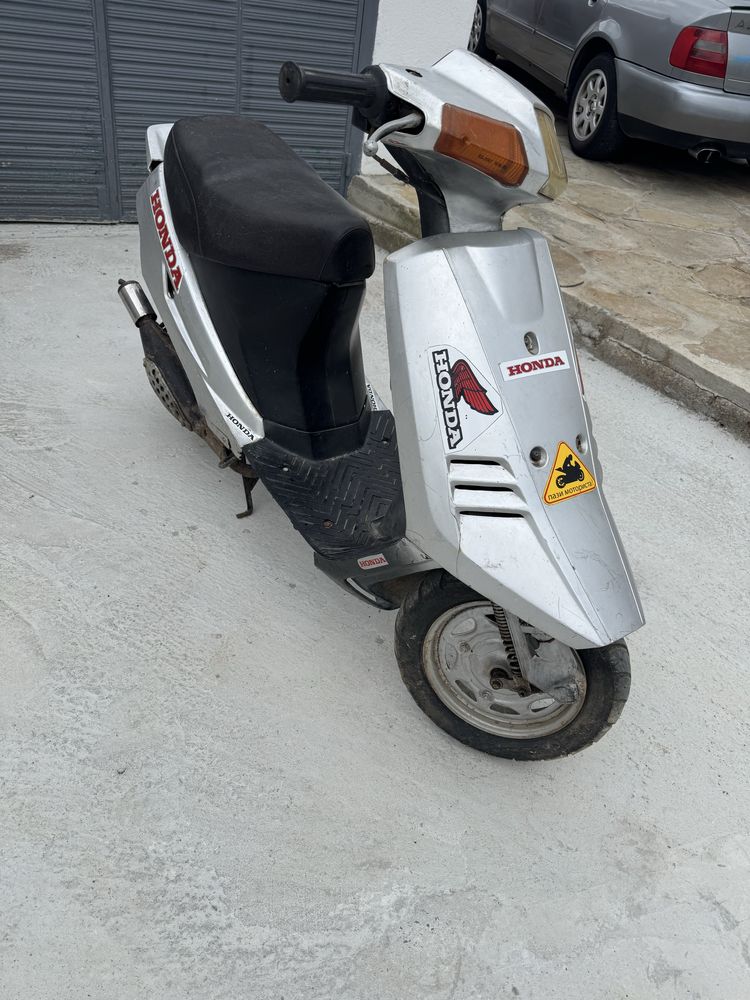 Скутер Хонда 50к