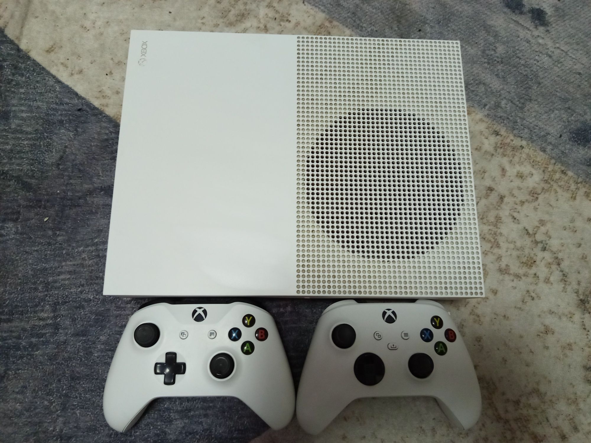 СРОЧНО продается XBOX