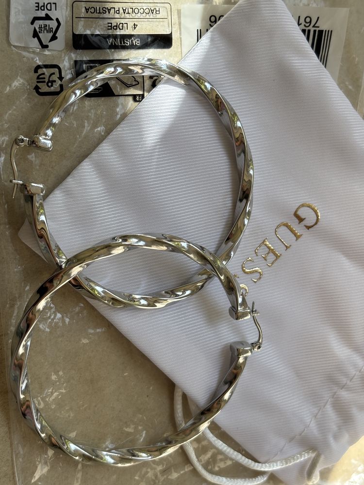 Сребърни обеци Guess